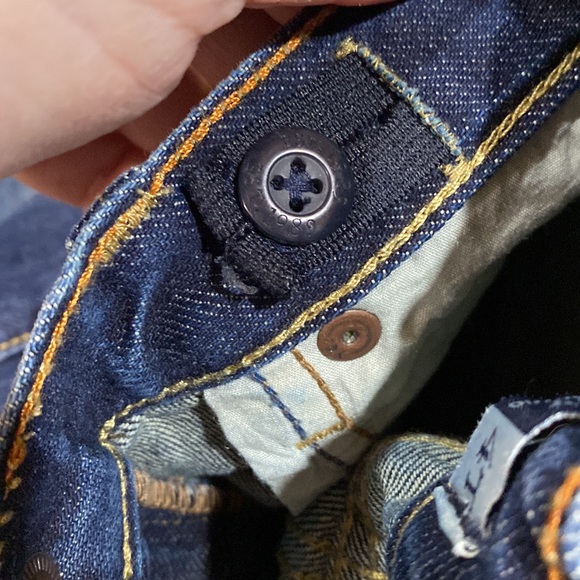 The Childrens place jeans size 4t. Has fading and distressing (r1-1) - Picture 5 of 5